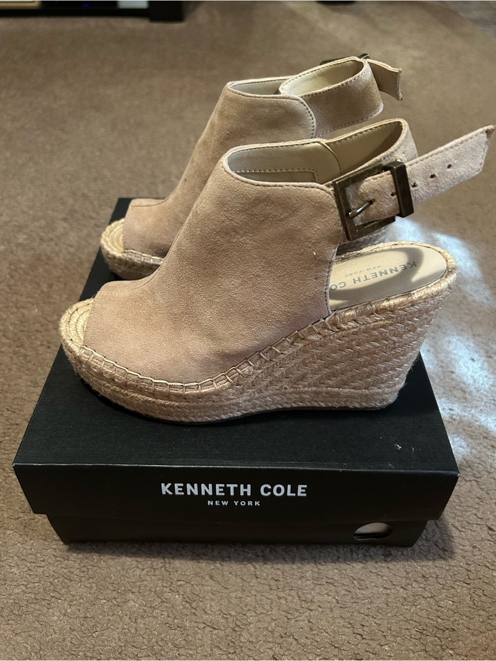 Kenneth Cole OLIVIA WEDGE ESPADRILLE SANDAL